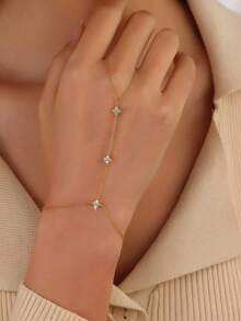 1pc S925 Sterling Silver Clover Linked Bracelet With Diamonds, Delicate Niche Design, Elegant Layered Accessory, Suitable As Gift For Lover/Partner On Holidays - Four Leaf Clover - View 13