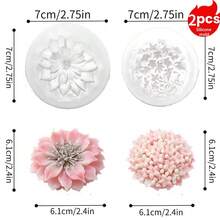 2件套3D立体花簇硅胶模具，层次分明，纹理细腻，耐热不粘，适用于制作蜡烛、香薰蜡烛、肥皂，是节日礼物、花卉爱好者的理想之选，也可用于家居装饰、桌面摆件、伴娘礼物和婚礼回礼。 - 2個模具散花/多蕊+圓點 - 查看 8