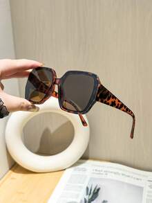 1 pieza Gafas de moda para mujer, diseño de marco cuadrado retro casual, estilo callejero retro de los 90, perfectas para vacaciones, fiestas y salidas diarias con estuche - Multicolor - Ver 3