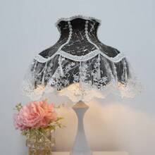 Abajur estilo Lolita, estampa de mármore preto e prata/sakura azul marinho, cúpula artesanal com franjas de pérolas e renda branca, ideal para criar um ambiente aconchegante no quarto. Somente a cúpula (corpo da lâmpada não incluso). - Abajur estilo Lolita - Ver 10