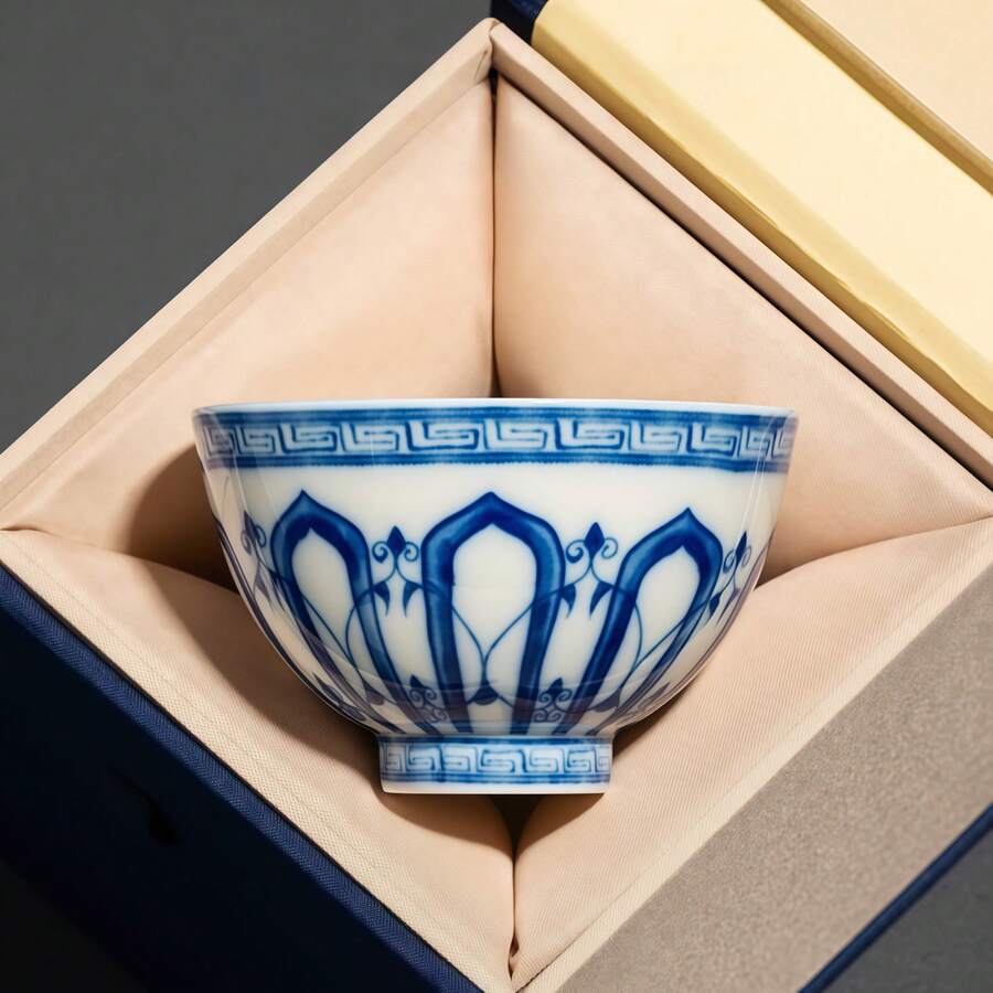 青瓷菊花心形功夫茶杯，釉面陶瓷茶杯，禅宗佛教道教家用茶杯，水杯 - 彩色 - 查看 1