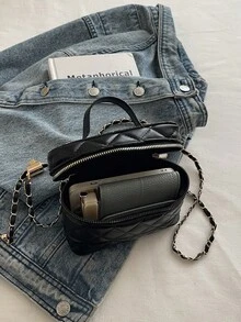 Mini Rhombus Chain Crossbody Bag, Versatile Handbag With Heart Charm, Available In Black, White, Pink, Red - Black - View 8
