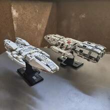 MOC el 2004 Battlestar Galactica sapceship Battle Star Cruiser juego de bloques de construcción DIY ladrillos Kit Starship modelo Juguetes - Pegaso de batalla - Ver 3