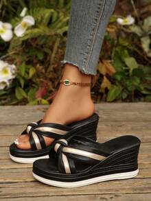 Bohemian Style Minimalist Wedge Flip Flops, Non-Slip Textured Sole Beach Sandals Suitable For Vacation - Black - View 6