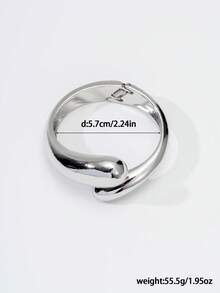 1 Stück minimalistisches Flüssigmetall-Armband, eleganter glatter Silberschmuck, Y2K-Nischen-Metallarmreif mit asymmetrischer breiter Form/unverzichtbares Accessoire für Outfits - Silber - Übersicht 5