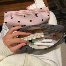 1pc Fashionable Polka Dot Bow Pencil Case. High-Quality Japanese-Style Student Stationery Bag With Excellent Appearance And Portable Design. Although It Is A Compact Size, It Can Also Be Used As A Large-Capacity, Neatly Organized Mini Cosmetic Bag. An Excellent Gift Choice For Student Vacation Exchanges. - Single Piece - View 3