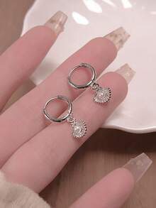 1 đôi, bông tai kim loại thiết kế vỏ sò giả ngọc trai kiểu Châu Âu, thích hợp cho các bữa tiệc, đám cưới, lễ đính hôn và đeo hàng ngày, mùa hè, trang sức. - Bạc - Xem 2