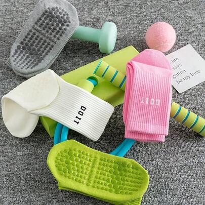 1/5 Pairs Women Dopamine Polka Dot Silicone Non-Slip Grip Socks, Lightweight Floor Socks For Fitness