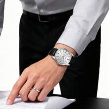 Casio 男女通用黑色金配色復古超薄輕量樹脂錶帶 LED 燈 碼錶 鬧鈴 日常防水 經典復古百搭石英電子錶 F-91WG-9 父親節禮物 - 黑與白 - 查看 7