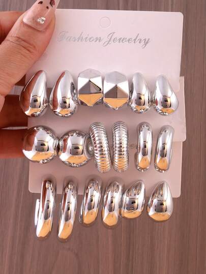 CCB Silver Mirror Water Drop Earrings, High-Quality CCB Silver-Plated Material, Minimalist Niche Design Earrings, Versatile Silver Earrings For Commuting