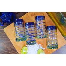 Juego de Caballitos Tequileros de Vidrio Soplado - Set de 4 - Vidrio Reciclado 60 mililitros Espiral Azul - Espiral Azul Azul - Ver 5