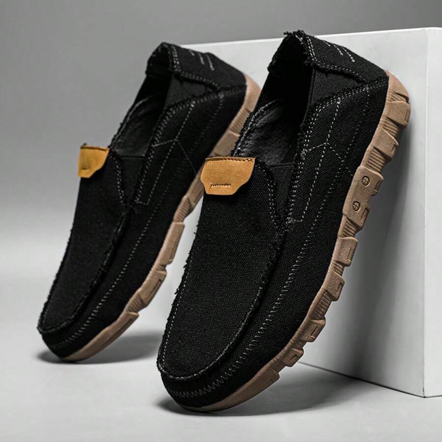 Rubber Non-Slip Sole Plain Black Business Casual Shoes, Breathable Loafers, Slip-On Moccasins For Men, Plus Size - Black - View 1