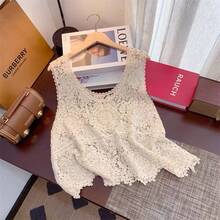 女士不对称时尚叠层钩编蕾丝背心，宽松短款无袖开衫 - 杏色 - 查看 3