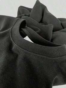 Camicia natalizia da uomo, 1 pezzo, con un pittoresco motivo interno sul davanti e sul retro, stampa digitale fronte-retro, cotone 220 g, stile casual, camicia grafica casual, alla moda - Forward Men, prodotto popolare. - nero - Visualizzare 6