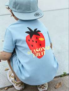 男童草莓图案T恤，背面印有“时令水果”标语，浅蓝色透气上衣，夏季度假必备，男婴适用 - 淺藍色 - 查看 2