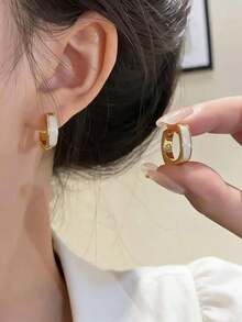 1 Đôi bông tai vòng bằng đồng kiểu dáng retro tối giản, thanh lịch, đa năng, màu trắng giọt dầu, hình học, thích hợp cho các bạn gái đeo hàng ngày, dự lễ hội, đi nghỉ mát. - hình học - Xem 2