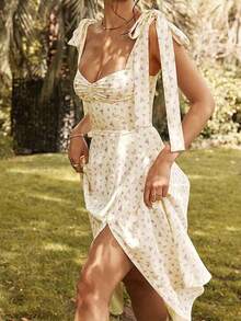 新款春夏V领细肩带系带宽松涤纶碎花露背性感开衩长裙，度假风波西米亚风连衣裙，优雅 - 黃色 - 查看 1