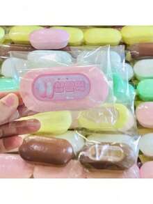 5-Color Macaron Mochi Squishy Toys, Slow Rebound Squeeze Stress Relief Toys, Realistic Macaron & Rice Cake Squishy Toys - 1PC - View 3