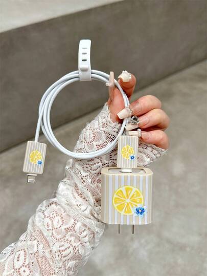 4 件装柠檬图案 TPU 充电器保护套，兼容苹果 14/15/16/17 Pro Max，适用于 18W/20W 适配器 - 包含线缆和插头保护套，理想的生日礼物