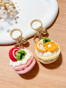 Chaveiro de bolo de flores feito à mão em crochê, um lindo pingente para bolsa feminina, um acessório único, delicado e feminino, perfeito para decorar mochilas. Ideal para usar no dia a dia ou em passeios, este chaveiro criativo e artesanal é um presente encantador que valoriza qualquer bolsa. - Multicolorido - Ver 7