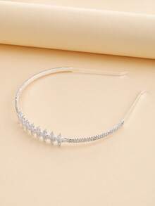 Silver Thin Headband With Rainbow Crystal Rhinestones, 7 Crystal Leaf-Like Pendants In The Middle, Elegant And Sparkling - Silver - View 1