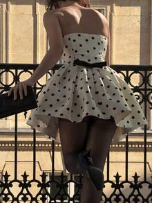 魅力法式可爱优雅休闲波点印花无肩带连衣裙，情人节连衣裙，收腰A字夏季短裙，夏季度假装，女士派对连衣裙 - 杏色 - 查看 3