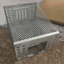 高强度铁制捕鼠器 - 专为捕捉老鼠而设计，单向门方便进出，银色外观，自动连续捕鼠，适用于室内外使用。 - A - 查看 12