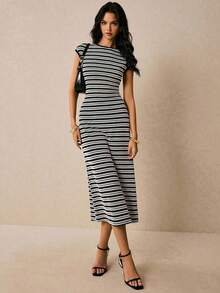 Vestido ajustado de mujer con rayas de moda, de verano - Blanco y Negro - Ver 1