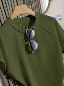 Conjunto de dos piezas casual cómodo  2026: top manga corta raglán + shorts holgados gris, ideal para verano y uso diario informal - Verde militar - Ver 6
