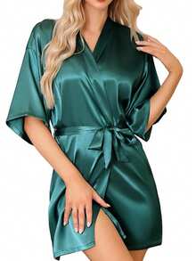 1pc Women's Solid Color Elegant Tie-Up Autumn/Winter Bathrobe, Sexy Short Satin Silk Soft Sleepwear, Suitable For Bride, Bridesmaid, Home Use,Weeding Season Short Dress Gown Initial Letter Robe, Morning Robe And Sleeping Robe - Dark Green - View 4