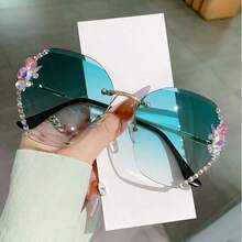 1PC Fashion Rhinestone Fashion Glasses For Women, Slimming, Stylish Y2K Glasses, Sun Protection, Daily Use - Purple - View 6