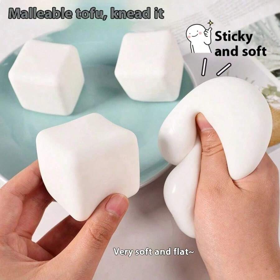 1 món đồ chơi giảm căng thẳng hình đậu phụ mềm mại dễ thương ngẫu nhiên, đậu phụ trắng giống thật, đàn hồi chậm, thích hợp làm quà tặng ngày lễ, quà tặng vui nhộn và đáng yêu, quà sinh nhật, quà Phục sinh, quà Halloween, quà Giáng sinh, quà tặng tiệc tùng, đồ chơi bóp mềm, đồ chơi giảm căng thẳng bóp mềm, Nee Doh, bánh bao bóp mềm.