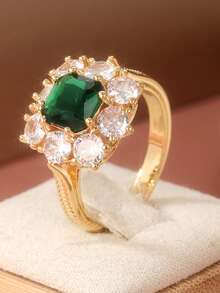 Vintage Elegant Green Synthetic Zirconia Ring For Women, Perfect Wedding Jewelry, Handmade Artisan Ring, Christmas Gift, Minimalist Vintage Wearable Jewelry - Gold - View 6