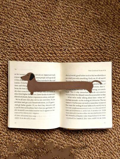 1pc Dachshund Shaped Bookmark, Unique Cute Bookmark Gift Ideal For Book Lovers, Dog Owners, Adorable Desktop Reading Decor