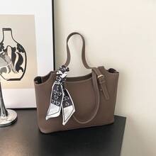 Bolso bandolera de cuero genuino 2026, diseño minimalista para uso diario. Bolso tote 2026 con nueva textura vintage, bolso de gran capacidad para el otoño, versátil bolso de hombro vintage para mujer. - marrón - Ver 10