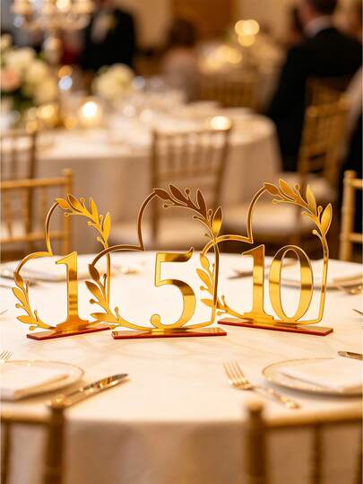 Bộ 1/20 thẻ số bàn hình trái tim mạ vàng 10x10cm - Đế dày + Thẻ số có thể tháo rời, trang trí bàn tiệc cưới. Có bán lẻ/bộ đầy đủ 1-10/bộ đầy đủ 1-20. Trang trí bàn hình trái tim đôi lãng mạn, thẻ số bàn cưới sang trọng. Chất liệu acrylic, không cần lắp ráp. Lý tưởng cho bàn tiệc cưới và các buổi lễ kỷ niệm.