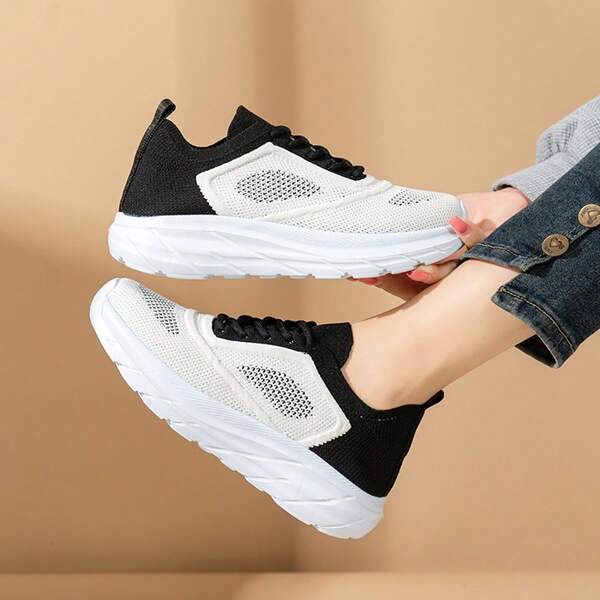 Women's Solid Color Hollow Breathable Retro Lightweight Thick Sole Lace-Up Road Running Sneakers