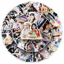 100张Aespa贴纸，K-POP女团手机壳贴纸，防水贴纸，办公用品，Aespa学习用品，X，DIY贴纸，装饰贴纸，Karina卡通贴纸，动漫主题贴纸，适用于手机、行李箱、笔记本电脑、水瓶和吉他 - 彩色 - 查看 4