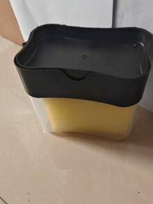 1个厨房水槽液体皂液器,配有加长硅胶管和金属泵头,适用于洗碗,经久耐用且防漏,是出租房、家庭主妇、整洁厨房、日常洗碗的理想之选,也是送给亲朋好友的实用乔迁礼物。 - 水槽不銹鋼皂液器 - 查看 12