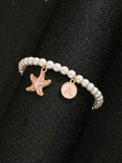 1pc Delicate Elegant Fashion Pink Starfish & Round 26 Initials Zinc Alloy Multi-Pendant Faux Pearl Handmade Beaded Bracelet For Children, Girls, Family, Friends, Summer, Travel, Street Fashion Single Item Jewelry, Suitable For Daily Decoration, Holiday Birthday Gift, Kids Jewelry