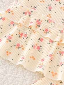 2pcs Baby Girls' Cute Fresh Floral Print Camisole + Ribbed Pants Set, Spring/Summer Forest Style - Apricot - View 6