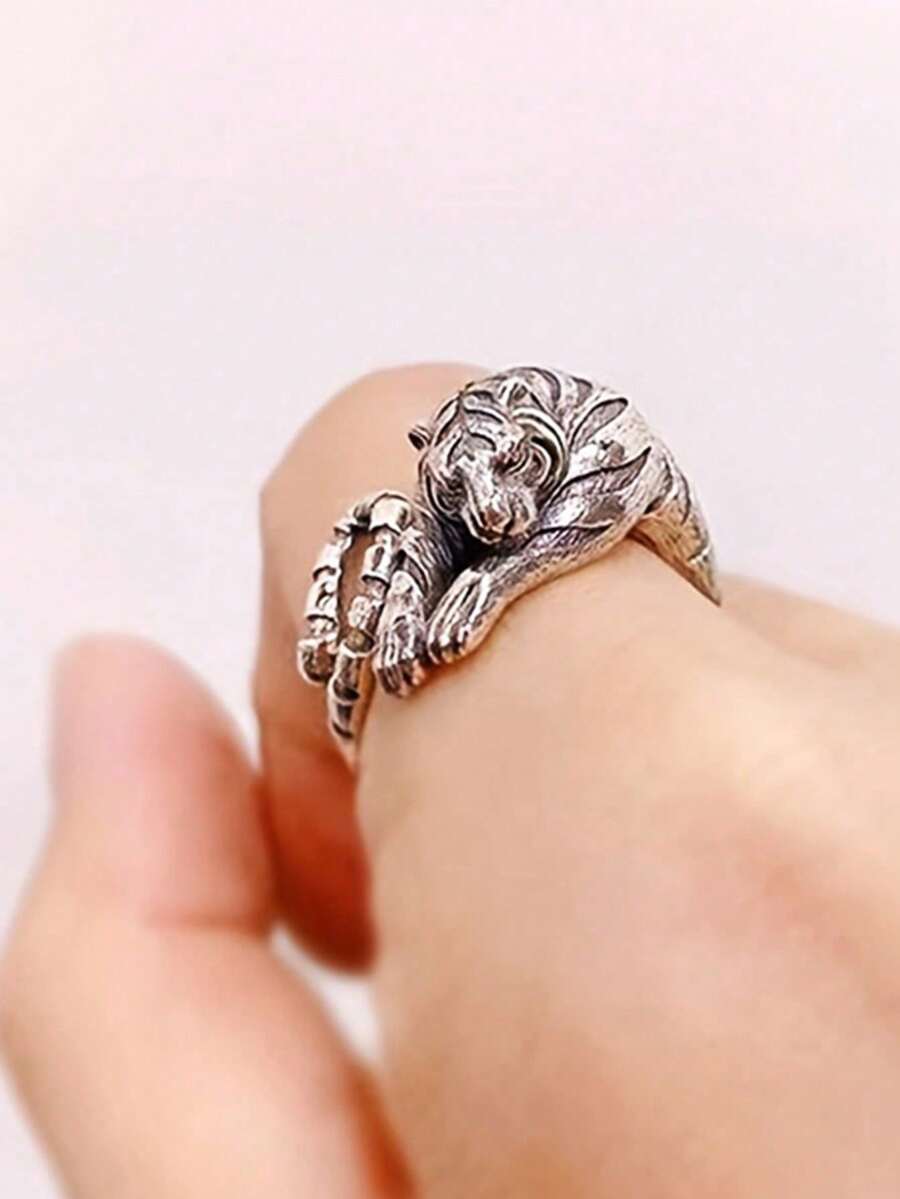 Một chiếc nhẫn hình hổ thời trang dành cho nữ. - Màu Bạc Cổ - Xem 1