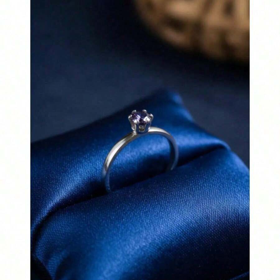 Stainless Steel Ring In Silver Solitaire With Colored Zirconia Stone, 4mm, For Graduation Or Debutante Parties. - 紫色 - 查看 1