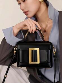 Nuevo bolso cuadrado pequeño y elegante hecho de material de PU con correa de hombro ajustable y asas de metal. Es un bolso elegante adecuado para mujeres trabajadoras, maestras, estudiantes y mujeres jóvenes. Es perfecto para ir al trabajo, a la escuela, salidas diarias, vacaciones, citas y compras. - Negro - Ver 4