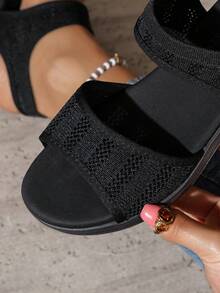 Sandalias romanas transpirables antideslizantes para mujer, sandalias deportivas casuales con elástico suelto, sandalias de playa sin cordones, nuevas sandalias romanas casuales de verano 2025 para petite, sandalias de verano nuevas versátiles de suela blanda, sandalias planas antideslizantes para mujer para vestir en la playa, zapatos de viaje transpirables antideslizantes de suela gruesa para mujeres embarazadas, cómodas sandalias de malla sin cordones - Todo negro - Ver 6