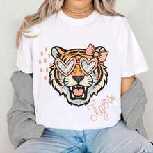 Purple & Gold Game Day Tiger Shirt Unisex |   Retro Tiger Graphic Tee |   Game Day-Shirt |   Sports Fan Shirt |   College Game Day Outfit Cute Oversized Tshirts Women Round Neck Street Cotton Short Sleeved-Shirt - white002 - 查看 2