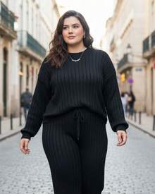 Plus Size Women's Ribbed Knit Set For Winter - Blouse And Wide-Leg Pants - Negro - Ver 1