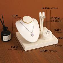 1 pieza Soporte de exhibición de joyas de cuero PU, con compartimentos para almacenar collares y aretes, adecuado para joyas, collares, aretes, anillos, bandeja organizadora de joyas, estante de exhibición de anillos y aretes, soporte de exhibición de mostrador de joyas - Soporte para joyas cepillado - Ver 15