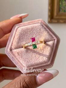 MADEONE 1枚925纯银光滑钻石优雅戒指，适合女性日常佩戴、订婚仪式、情人节以及送给女友的礼物 - 金色 - 查看 3