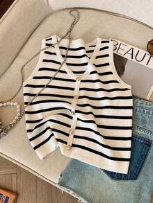 2026新款休闲优雅约会针织黑白撞色仿纽扣上衣 - 白色 - 查看 1